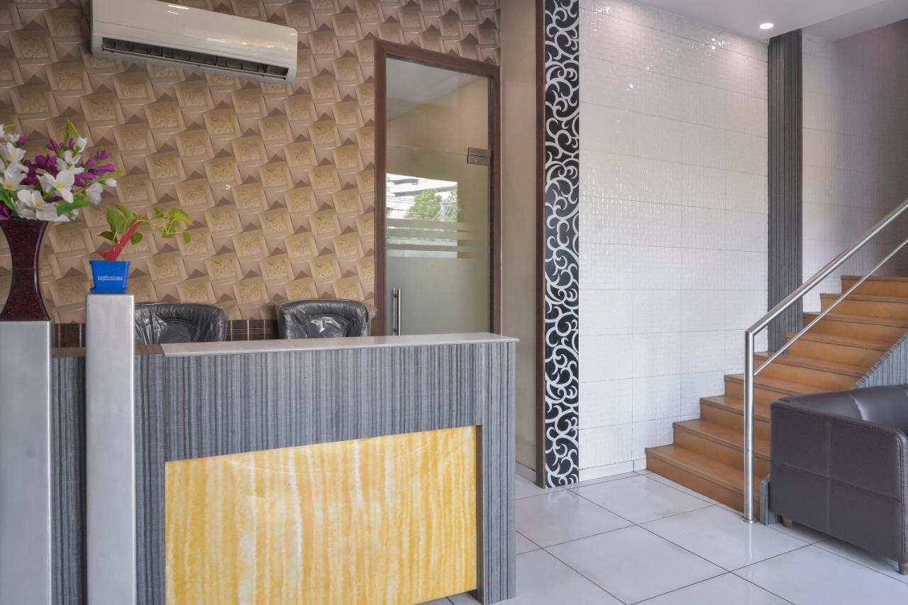 Hotel Palace Residency Near Lokmanya Tilak Terminus Βομβάη Εξωτερικό φωτογραφία