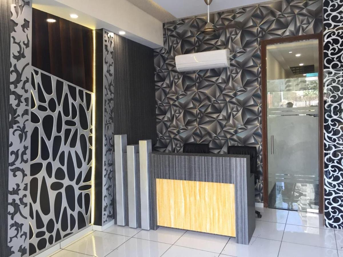 Hotel Palace Residency Near Lokmanya Tilak Terminus Βομβάη Εξωτερικό φωτογραφία